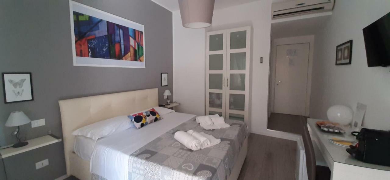 Domus Raffaello Bed and Breakfast Rom Exteriör bild